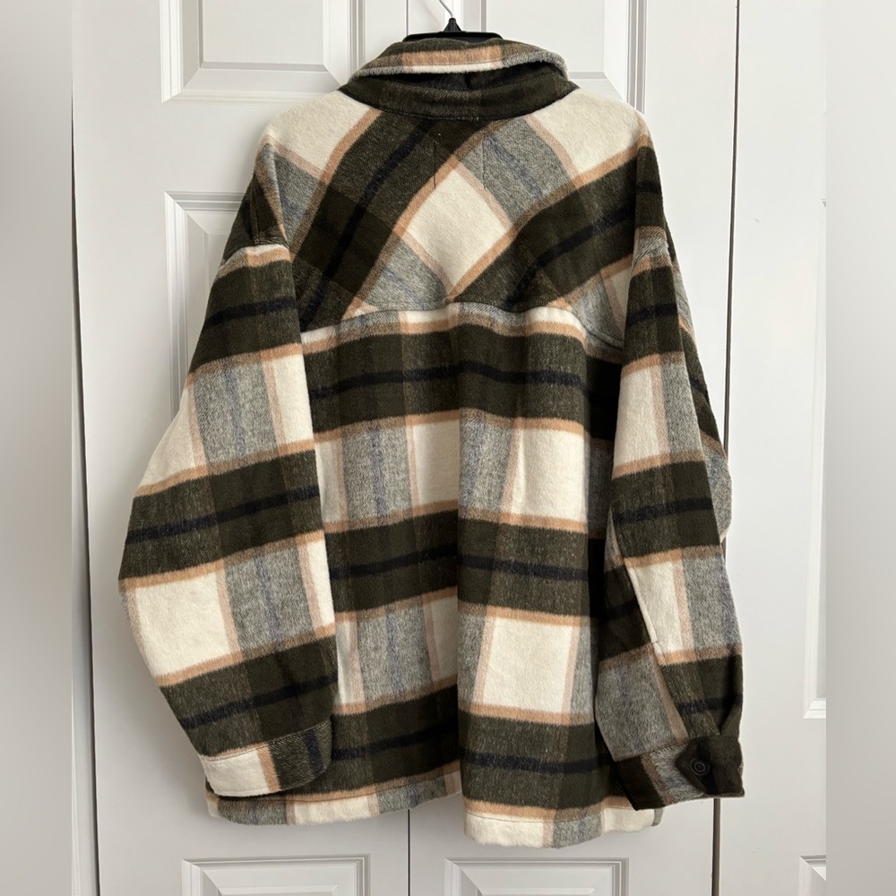 Wool-Blend Plaid Shacket with Button Front NWT - image 3